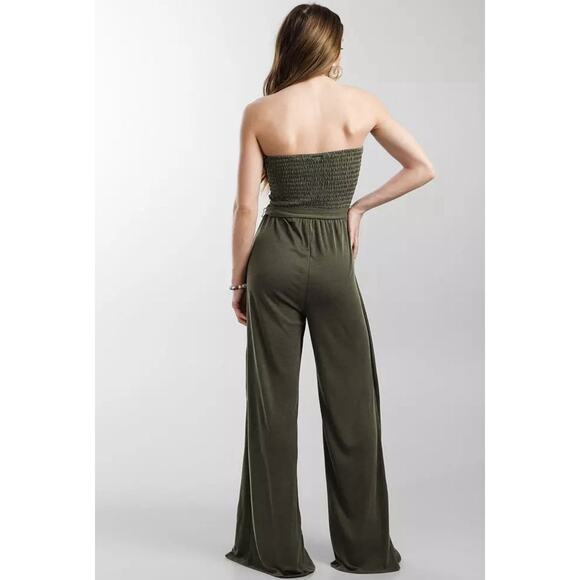 Daytrip One Piece Jumpsuit Sz M Olive Green Stretch Smocked Strapless Split Leg - Picture 2 of 10